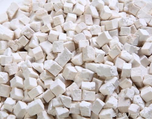 宝宝喂养过度会吐奶嘛,宝宝喂养过度肠胃不适