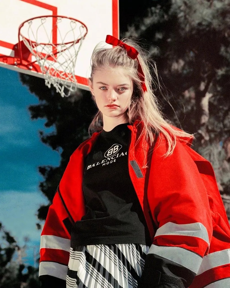 维密中国超模合集何穗,2018维密秀刘雯何穗组团霸气开秀