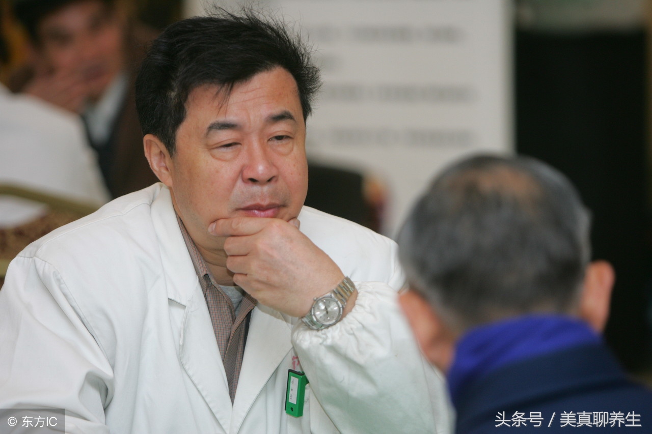 推荐一个腰不舒服的动作,对腿腰好的五个动作