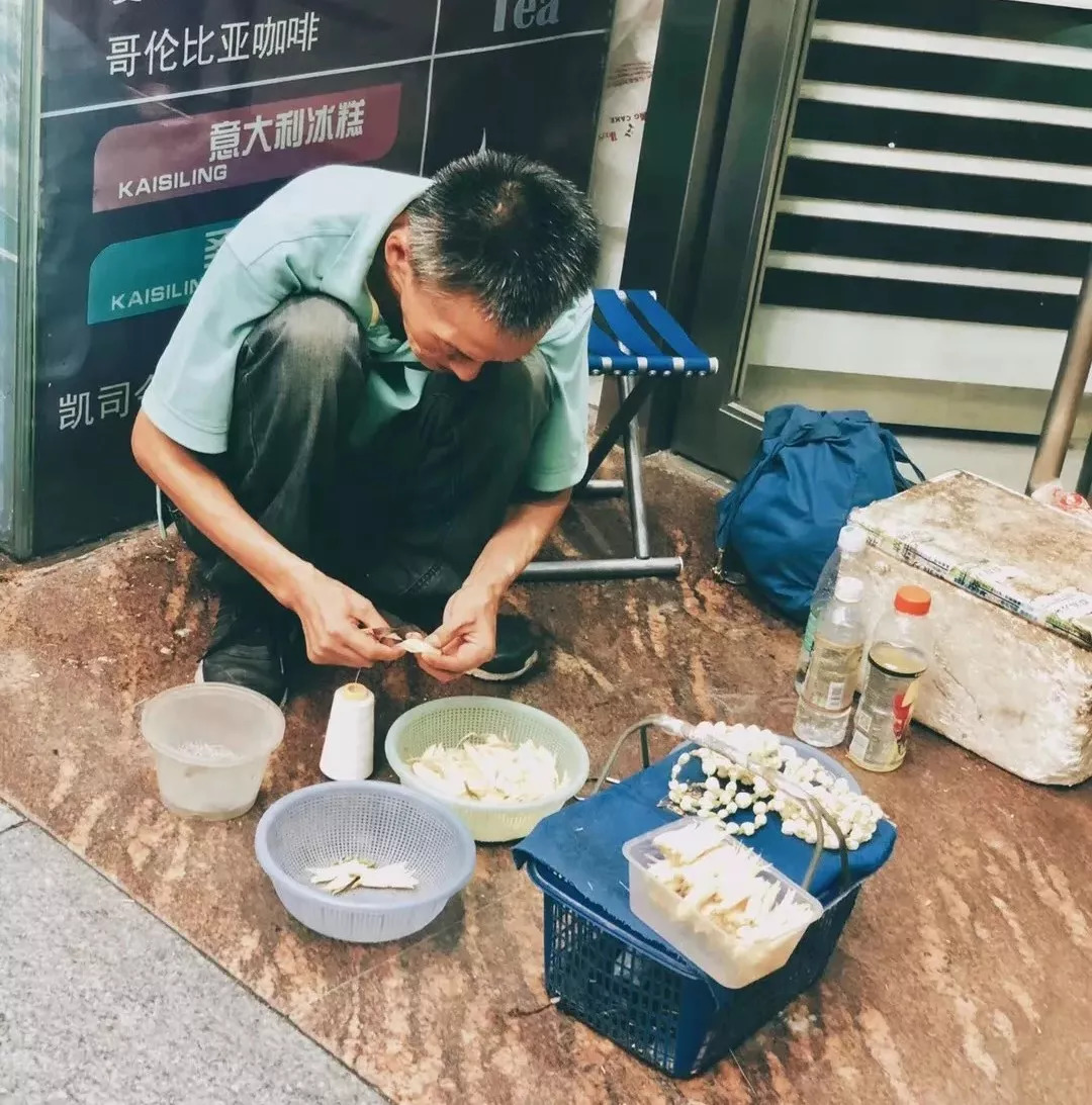 因为不关心刘强东和咪蒙，我快被这世界淘汰了