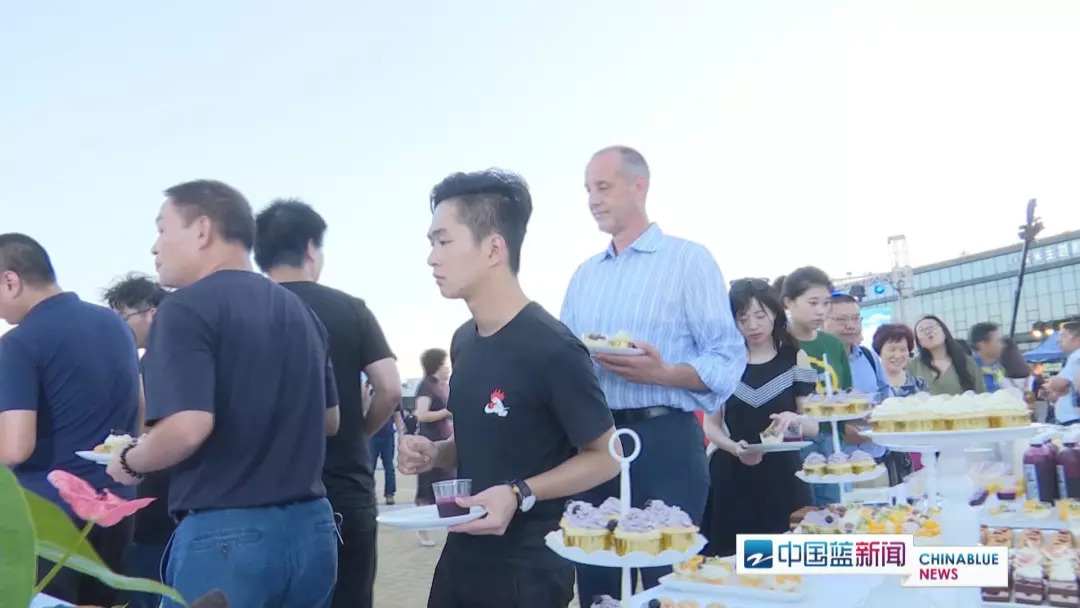渔港码头海鲜批发市场搬到哪里了,沈家门渔港小镇特色街区