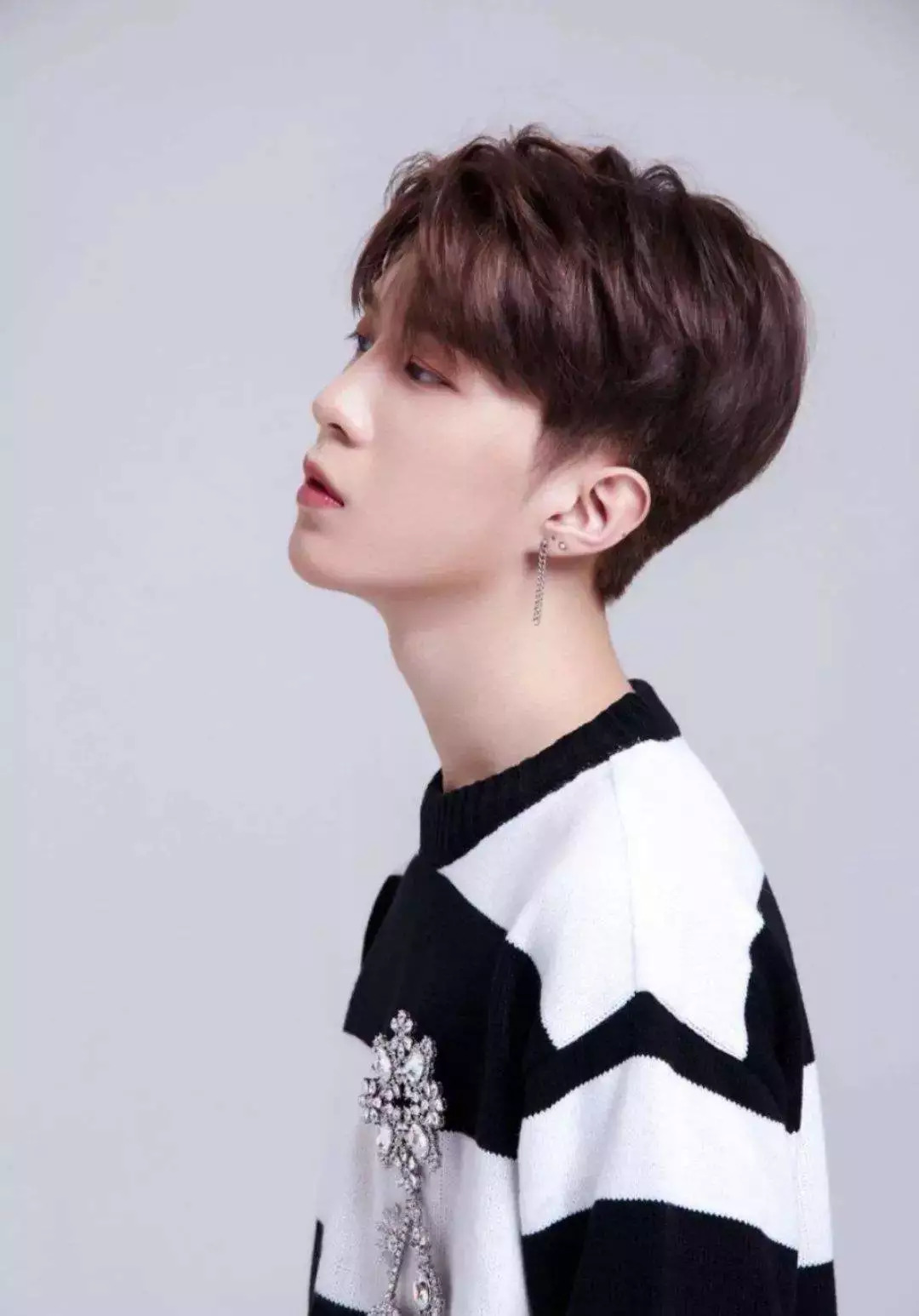 16岁出道18岁坐拥千万粉丝,18岁坐拥千万粉丝