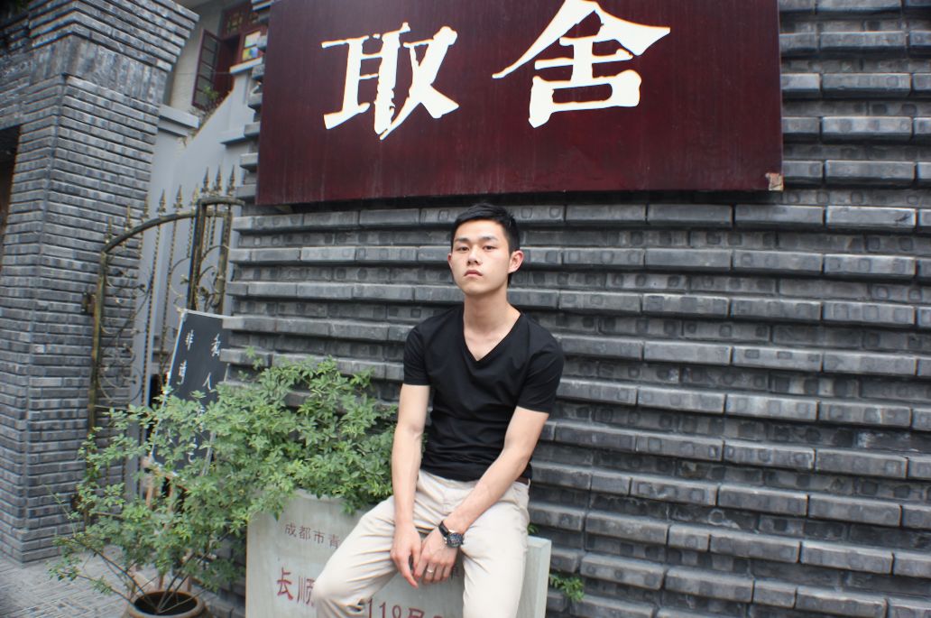 没毕业就创业！这个92年的霸道总裁，3年连开4家酒店口碑爆表，好评率94%