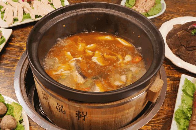 锅里冒喷泉！常州这家火锅店真会玩！