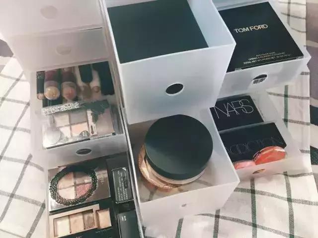 梳妆台太小了配套收纳推荐,梳妆台收纳神器