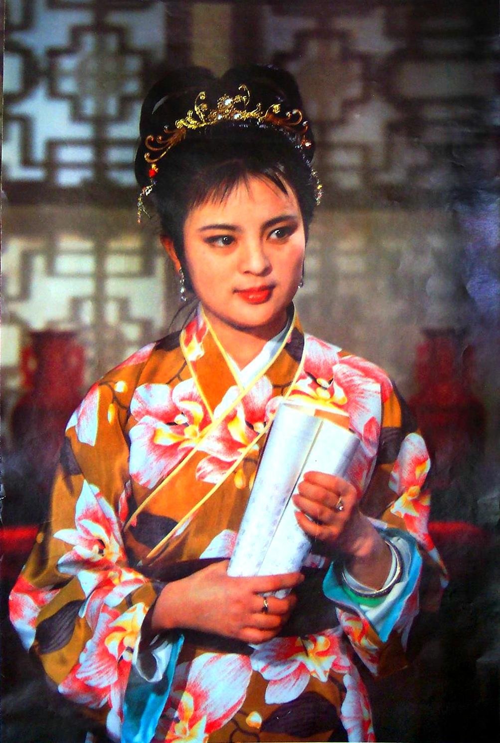 《红楼梦》里贾探春在贾府搞改革遇到的保守派有哪些人？