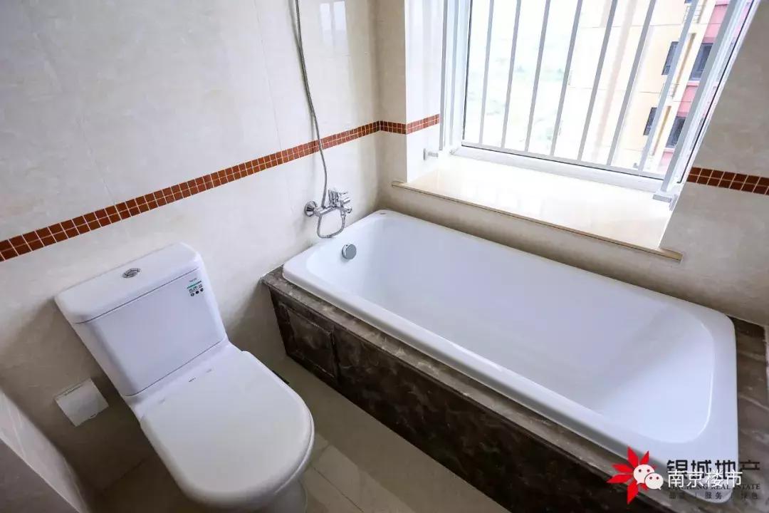 南京银城精装修房怎么样,南京银城的房子能买吗