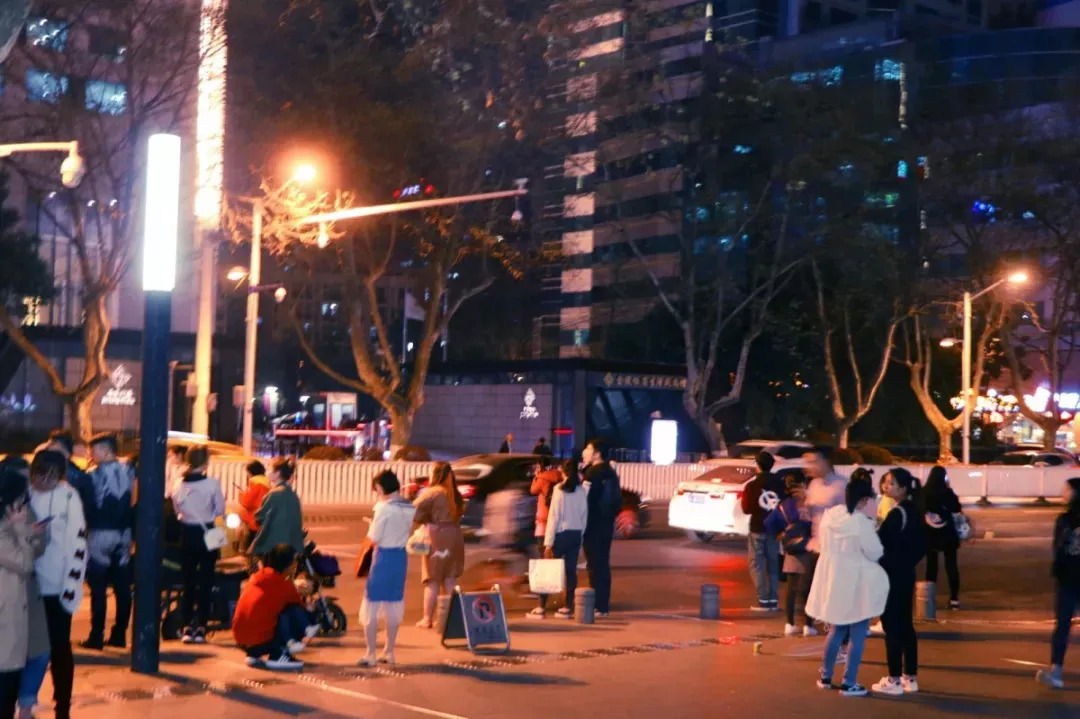 2005年的南京街头真实影像,记忆中的南京照片