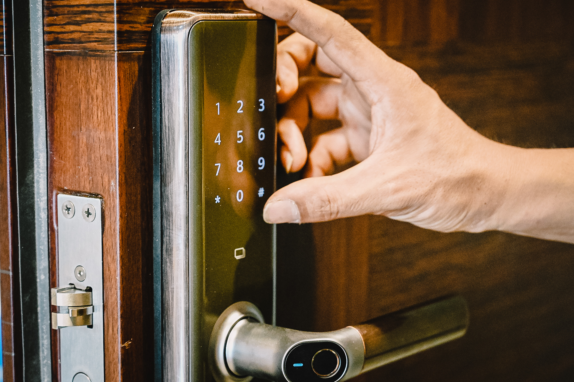 联想指纹锁和面部识别,联想指纹锁测评