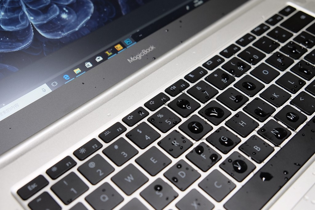 荣耀magicbook锐龙3500u版评测,戴尔灵越14pro和荣耀magicbookv14