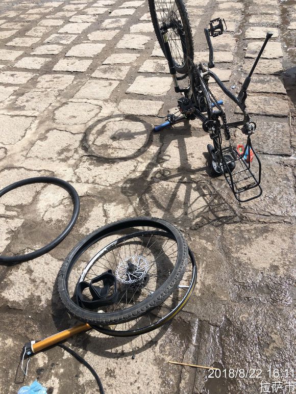 女骑士大踏板摩旅318川藏线 (318川藏线天堂之路)