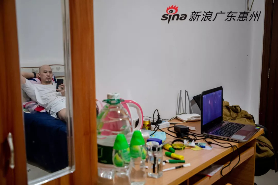 「看见惠州006期」酒吧*男舞**的夜与日