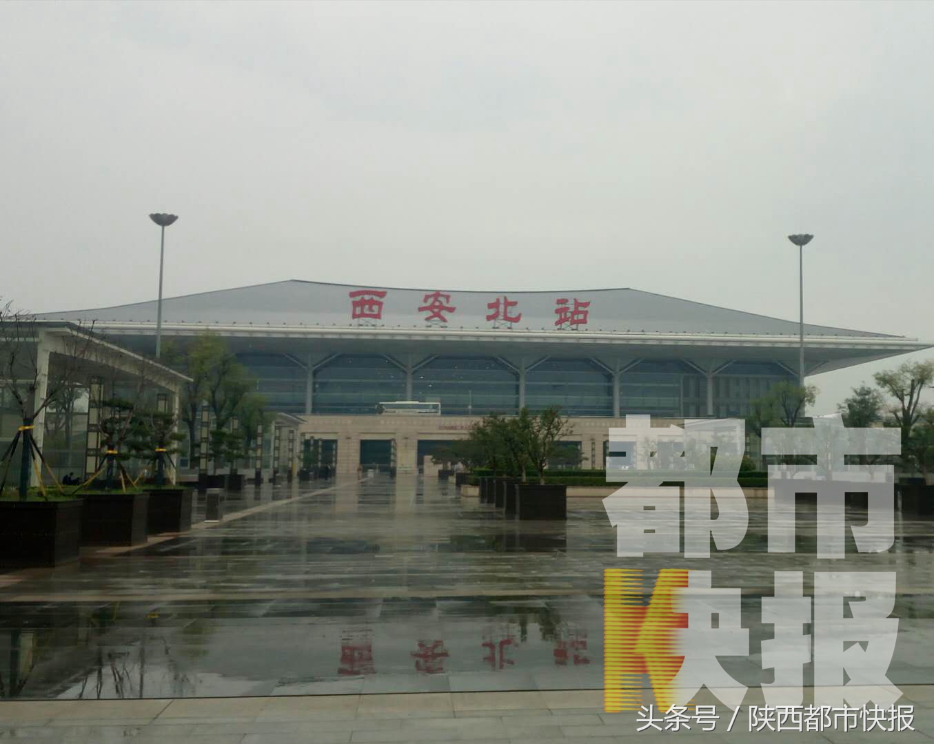 无障碍行动：西安北客站“轮椅人”的进出站“囧途”