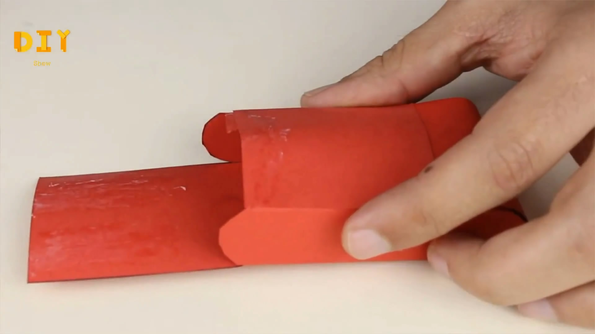 动手制作小手工玩具diy,简易玩具制作方法50字