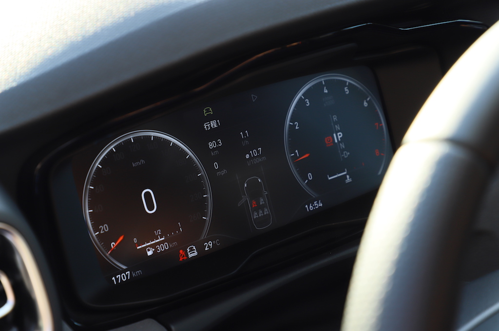 领克02试驾1.5t油耗,领克021.5t百公里0-100实测