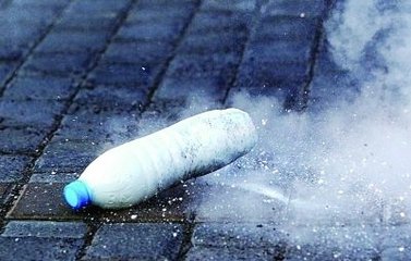 哪些东西遇水爆炸,遇水会爆炸的有什么东西