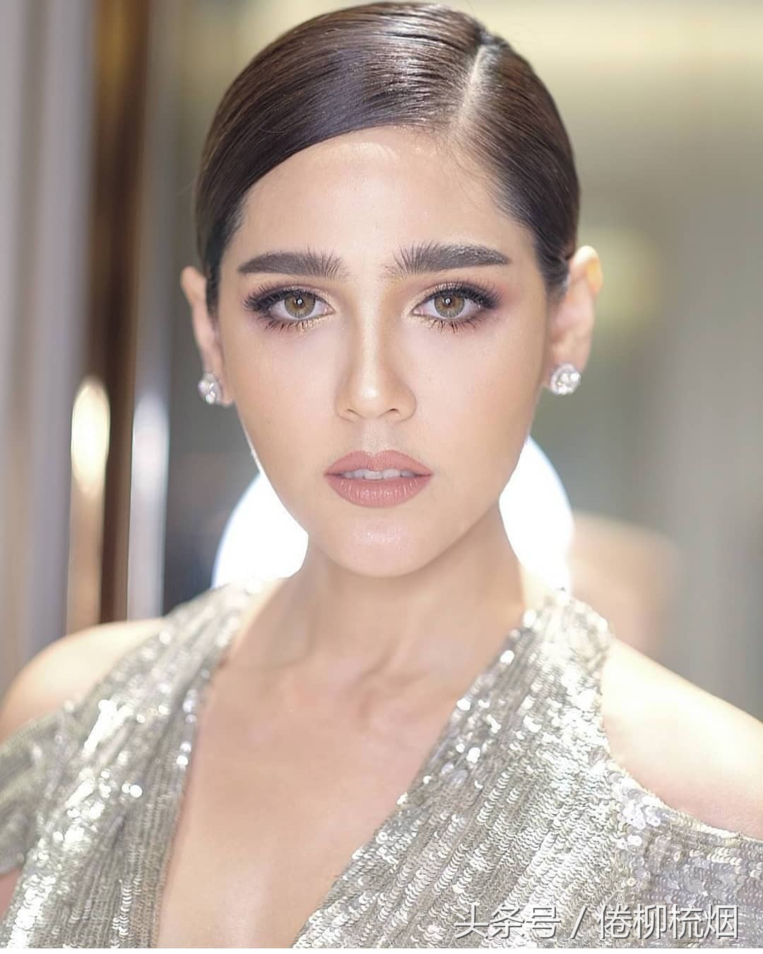 泰星mai代言奢侈品,chompoo泰星红毯