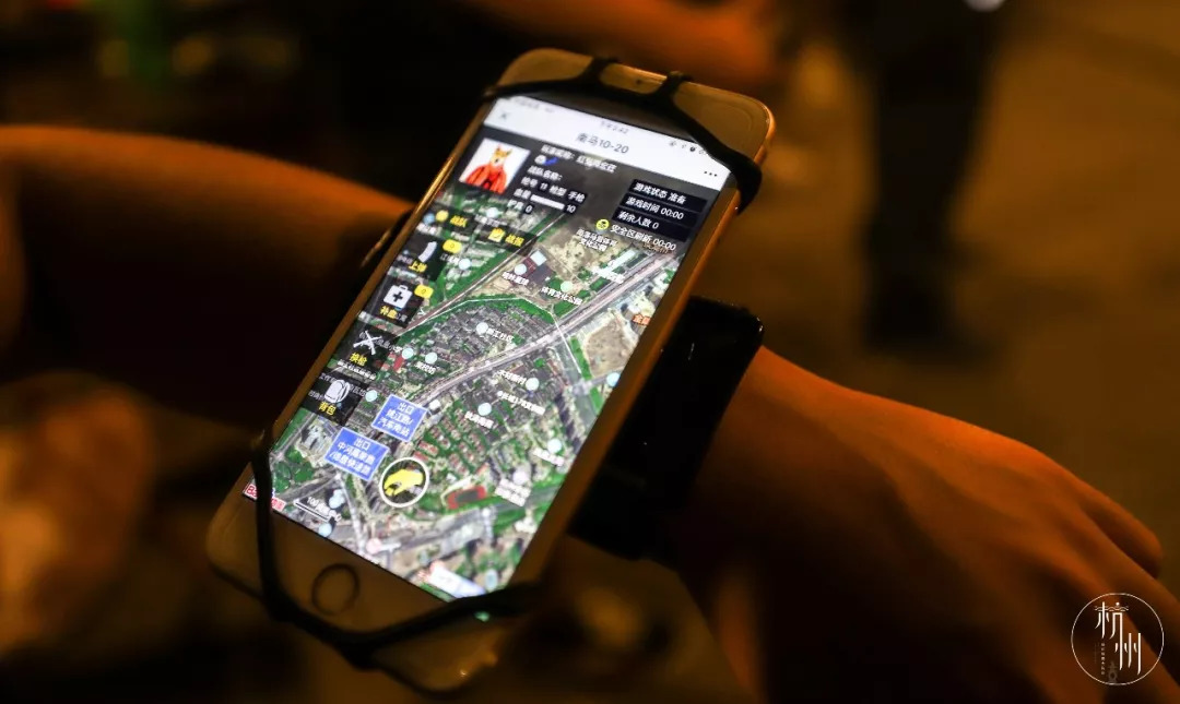 真人吃鸡海滩战斗,吃鸡真人版真实场地