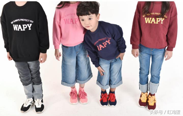 韩国冬季童装穿搭,今年童装韩潮流行款式