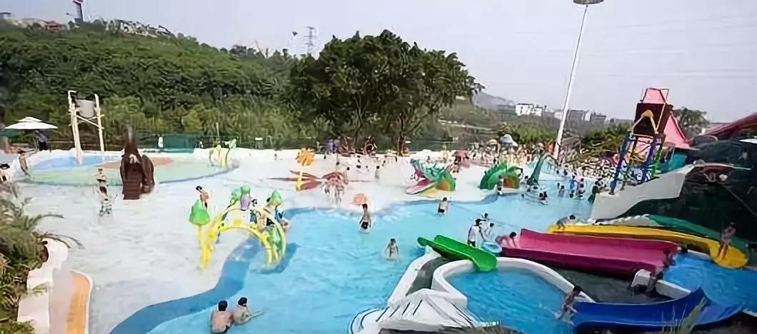 重庆曾经最大的主题乐园“龙门阵”破产了，你们去过么？