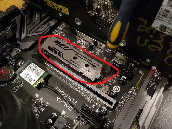 ssd固态硬盘怎么安装,ssd固态硬盘安装教程图解