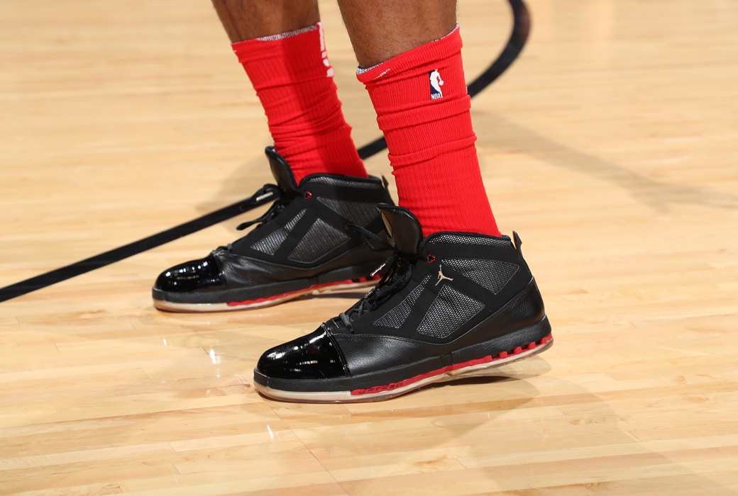 塔克球鞋上脚视频,塔克4000双球鞋