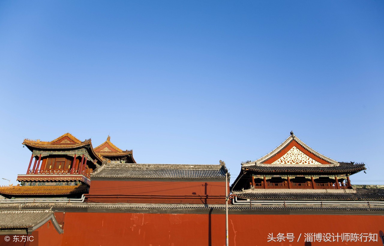 往墙里“塞草”：几百年不倒？故宫修墙的工艺为何这么神奇？