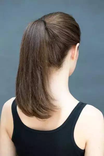 教你扎各种各样的头发简单又好看,100种扎头发的方法视频