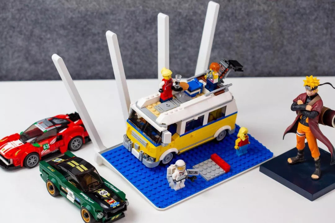 这是一台隔壁熊孩子都想要的积木路由器!