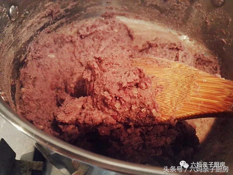 不去皮的红豆沙馅怎么做,红豆沙馅的做法500克红豆放多少糖
