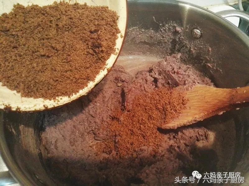 不去皮的红豆沙馅怎么做,红豆沙馅的做法500克红豆放多少糖