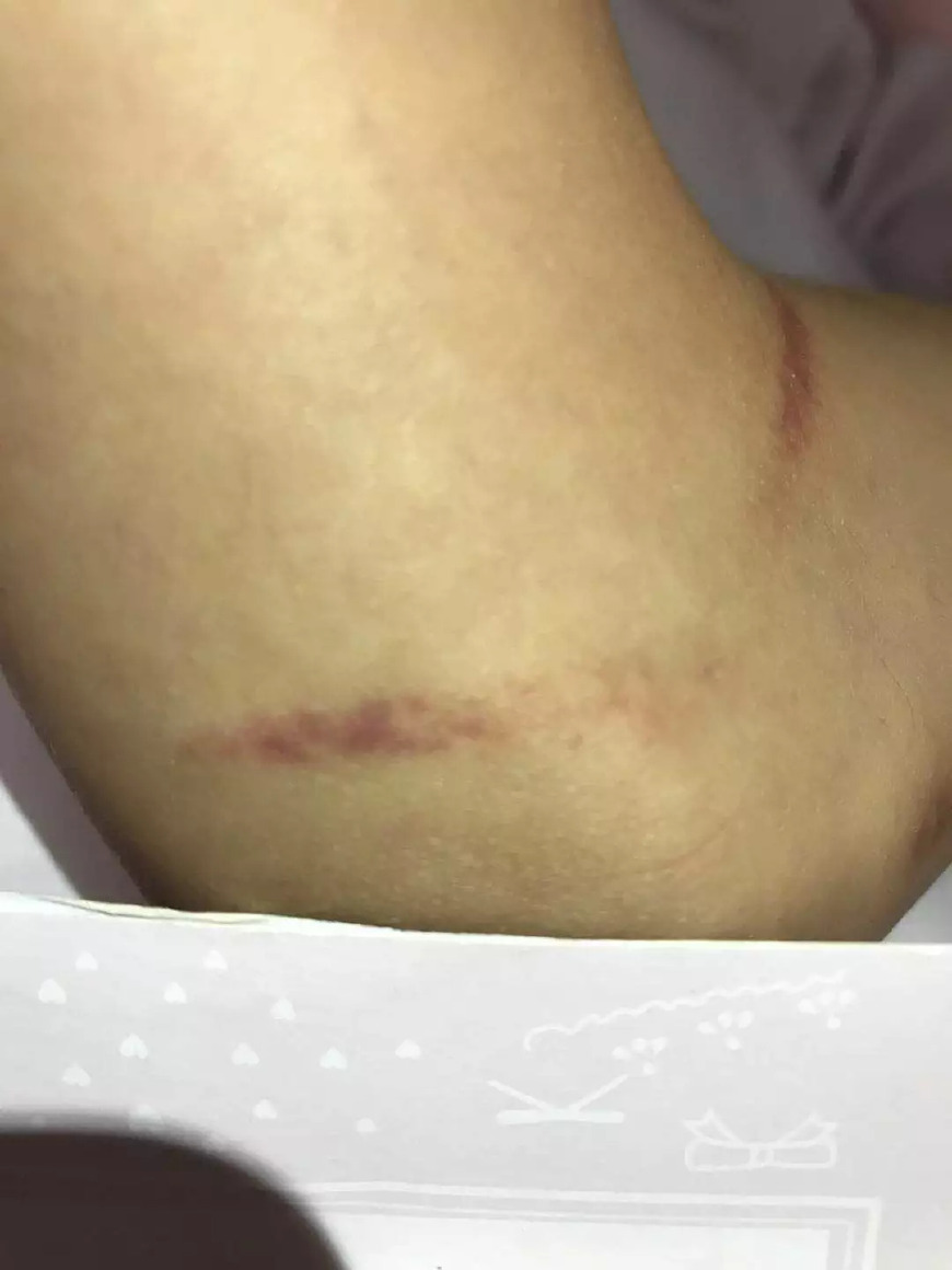 快递员性侵女客户案回顾,快递员上门取件被骂