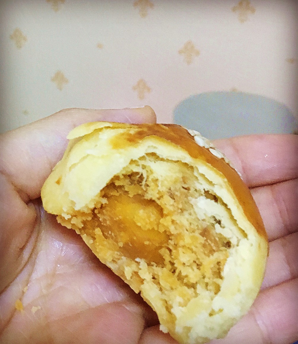 淘宝好吃的蛋黄酥推荐,测评淘宝蛋黄酥20块钱30个