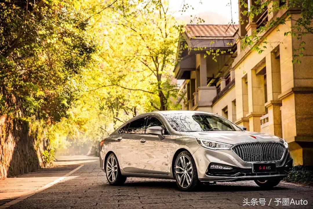 18岁开红旗什么感觉,年纪轻轻就开上了奥迪