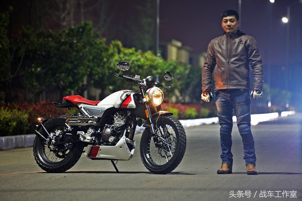 用复古解构哈雷宝马的土豪文化