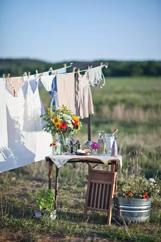 衣服发黄不要怕用它泡一泡,用漂白剂把白色衣服漂黄了怎么办