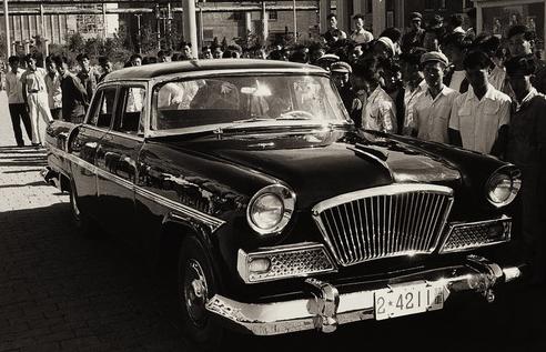 红旗劳斯莱斯让路真假,真假劳斯莱斯幻影