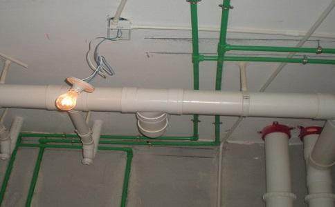 水电改造不走地也不走顶，师傅改用这招，耐用几十年不用修！靠谱