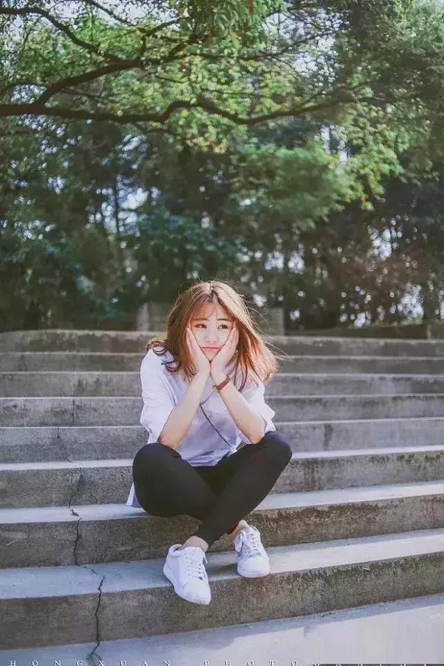 教你拍照不再表情僵硬,拍照面无表情怎么办