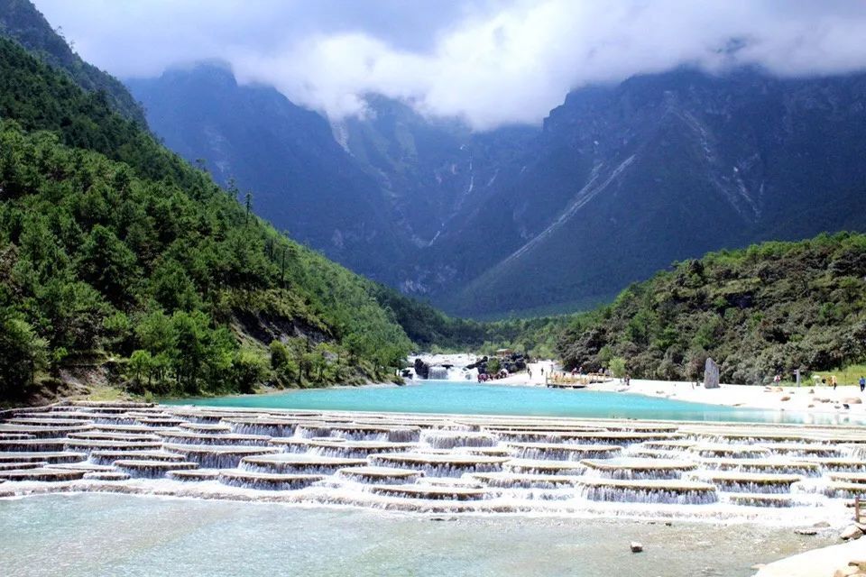 环云南自驾旅游攻略最佳线路,南宁自驾游云南最佳旅游攻略