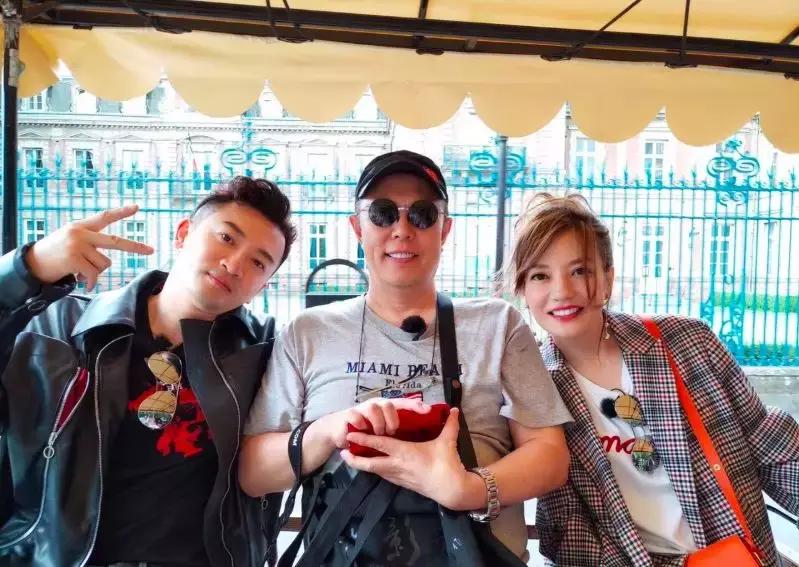 赵薇为什么成为股神,女星人设彻底崩塌梁静茹