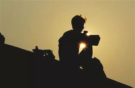 「诗词原创」黄小波|一蝉独响高枝远引我诗情意未央