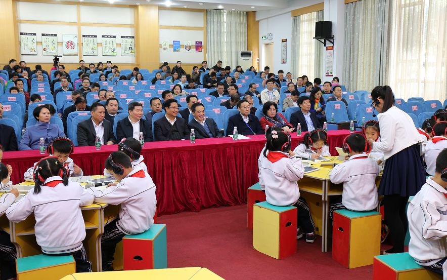 14年春耕秋种,桂江小学要做一艘大船,带领学生远航人生!