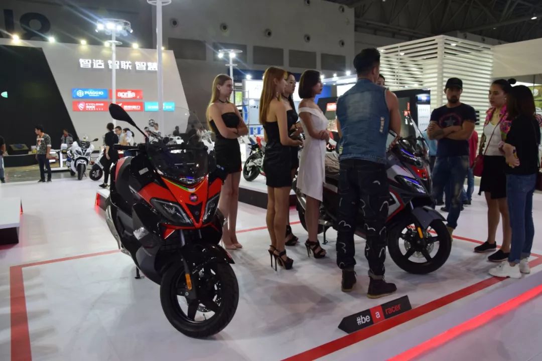 隆鑫500拉力摩托,2022年无极隆鑫摩博会