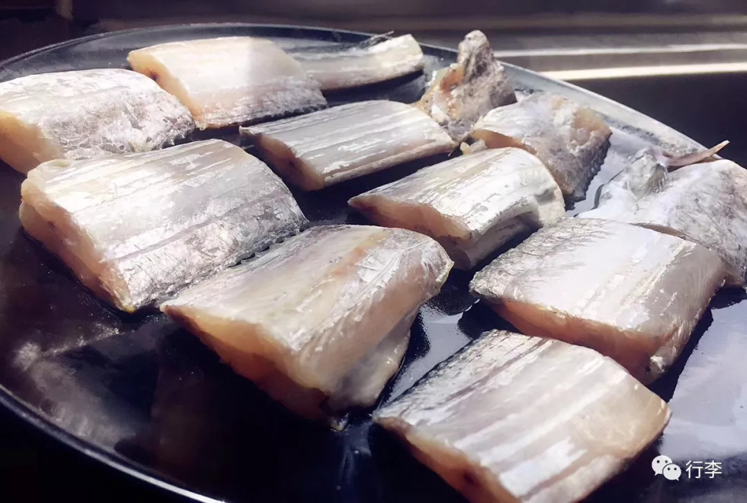 行李︱老艾：只要活着，谁不在路上