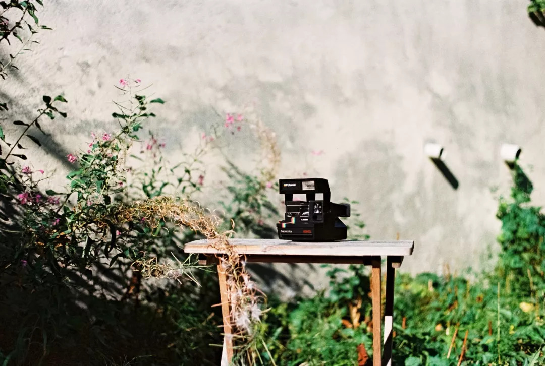 一个人很会人情世故怎么形容,一个人很会交际的三个迹象