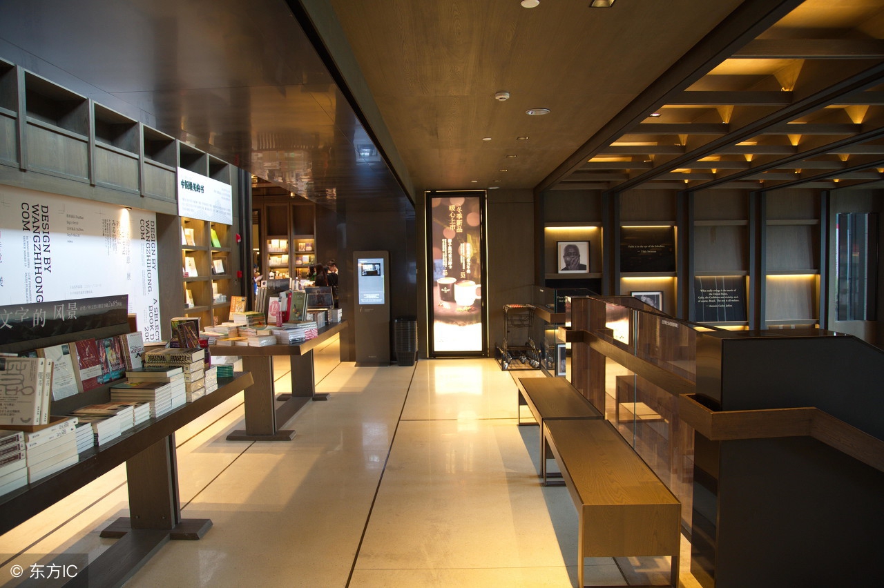 星巴克算垄断竞争企业吗,星巴克为什么不搞联名