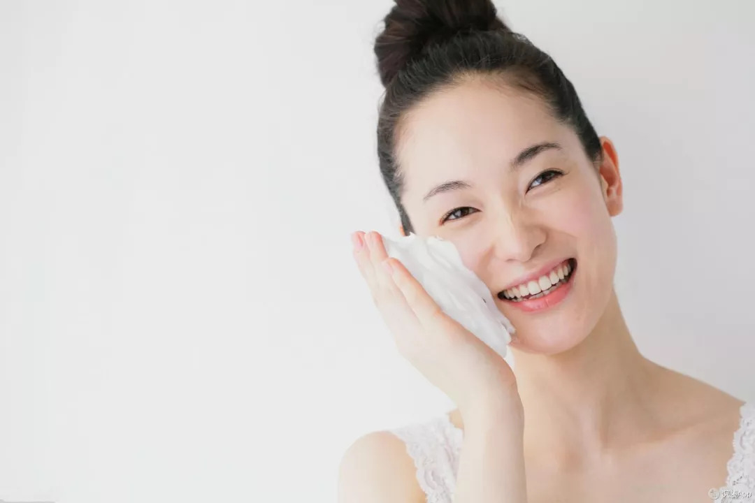 护肤成分大揭秘丨抗衰王牌阿魏酸