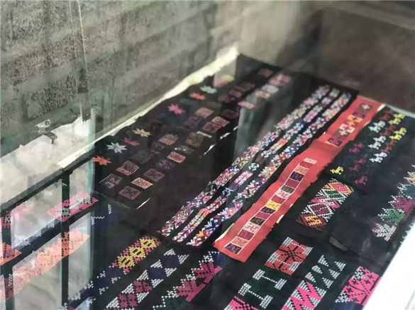 云南傣族服饰的认识和了解,傣装衣服款式图