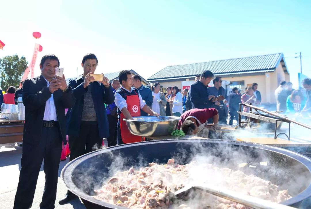 现场太火爆！看东胜区折家梁村如何庆丰收！